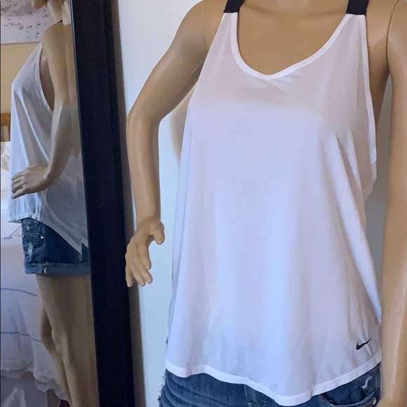 Nike Tops - 🏌️‍♀️ Nike tank.